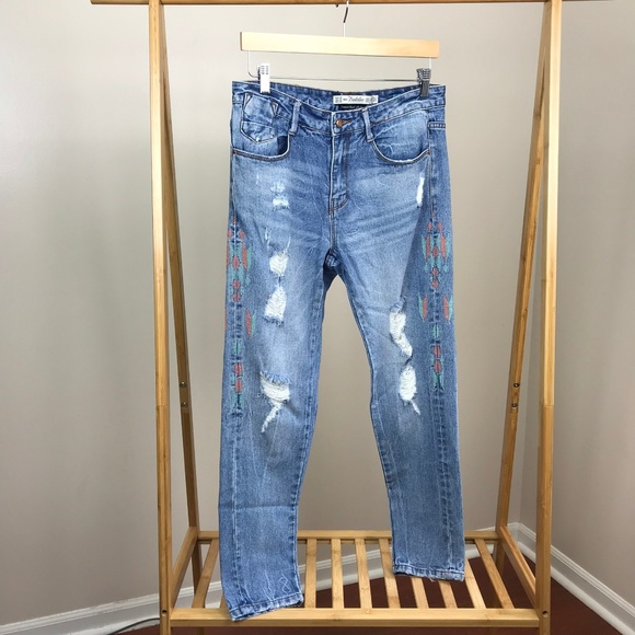 Zara Denim - Zara • Boyfriend Embroidered Jeans Distressed 6